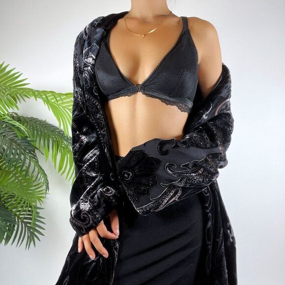 Victoria's Secret Other - Vintage Y2K Grunge Victoria's Secret Black Lace Whimsygoth Bralette / Sz: L